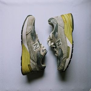 New Balance 992 x Steve Jobs Gray Yellow Green Classic Sneakers Womens Size 7.5